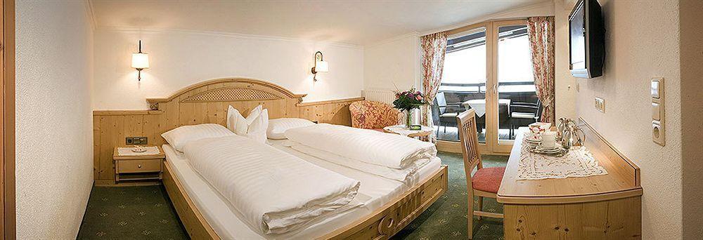 Hotel Hotel-garni Jakober 4*